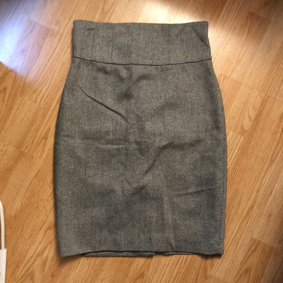 Forever 21 High Waisted Skirt - Picture 1 of 9